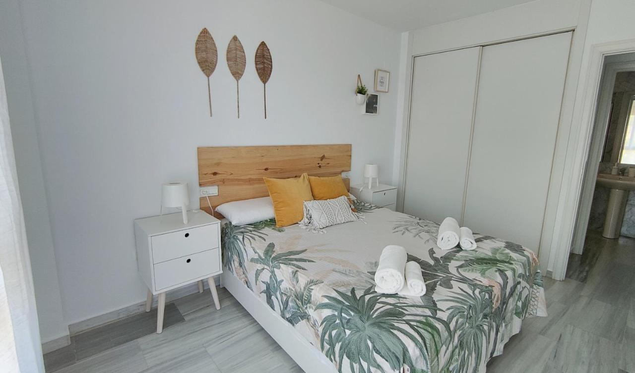 Luxury Apartment Bajondillo Beachfront Torremolinos Bagian luar foto
