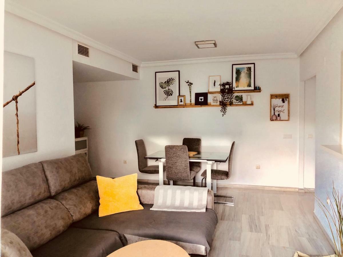 Luxury Apartment Bajondillo Beachfront Torremolinos Bagian luar foto